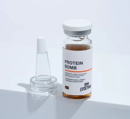 Protein Bomb Exclusive product by BANHADA – intensywna kuracja proteinowa do rzęs 15 ml